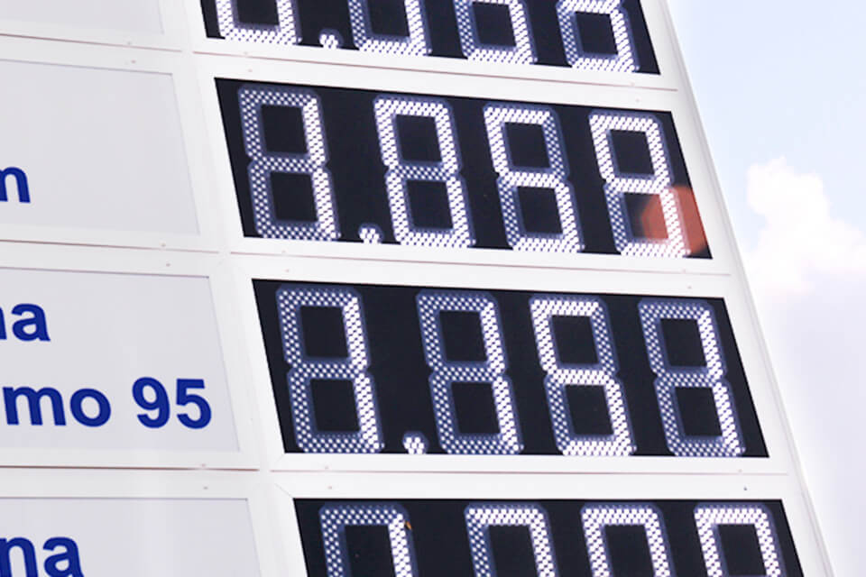 Monolitos para gasolineras 2