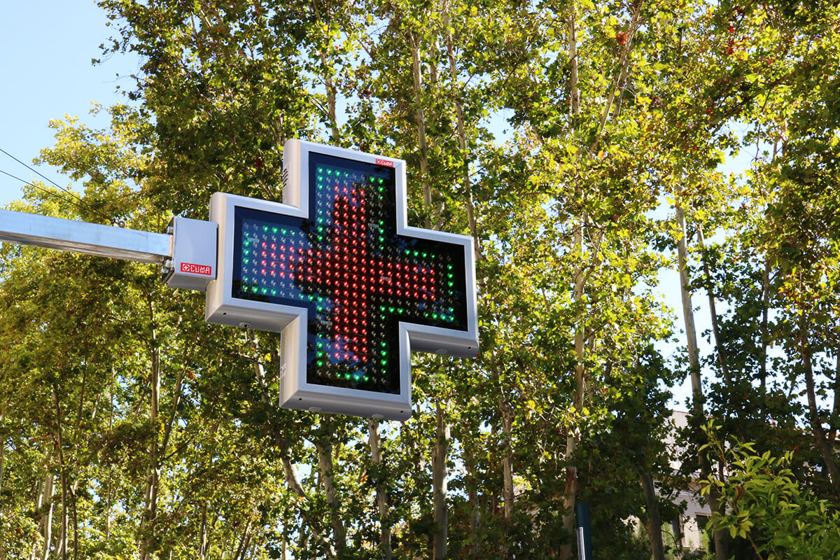 Cruz Bari con perfil curvo 107C en Farmacia Alfonso X El Sabio