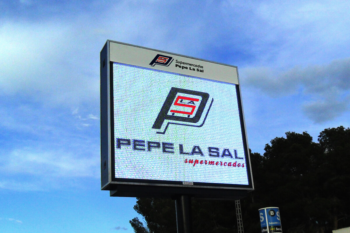 Pantalla LED Outdoor p8 Full Color en Supermercado Pepe La Sal
